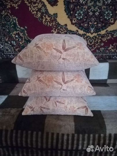 Подушки от дивана