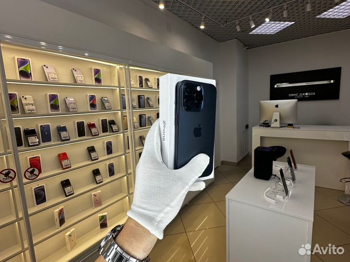 iPhone 15 Pro, 256 ГБ