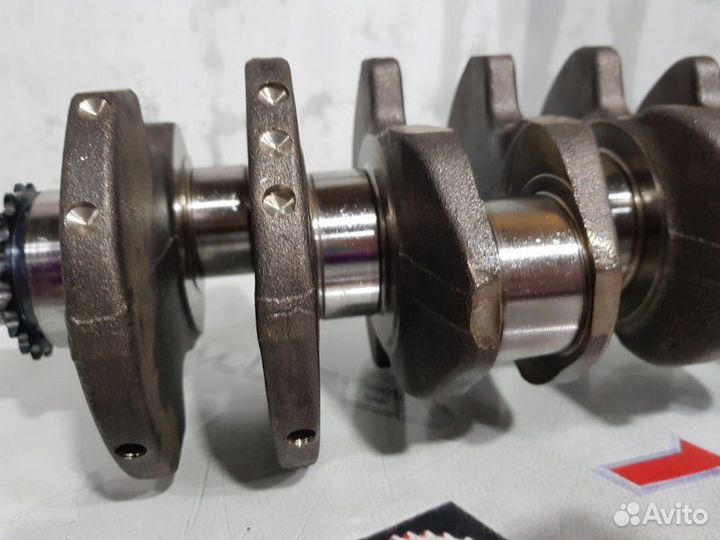 Коленвал Volkswagen Bora 1J2 ASZ 2000