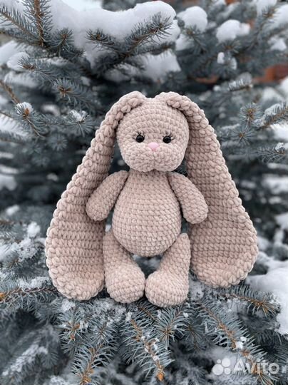 Вязанный заяц