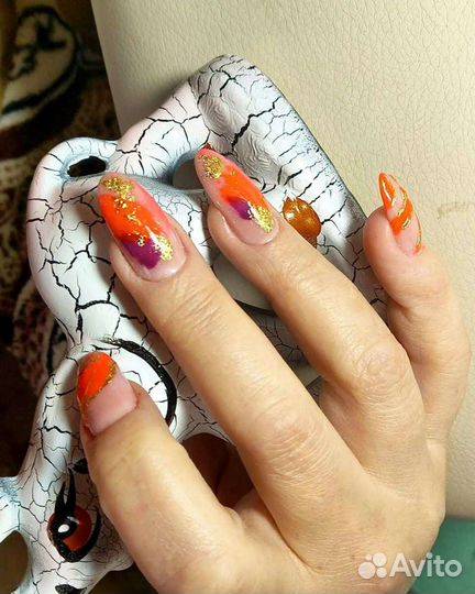 Маникюр и педикюр