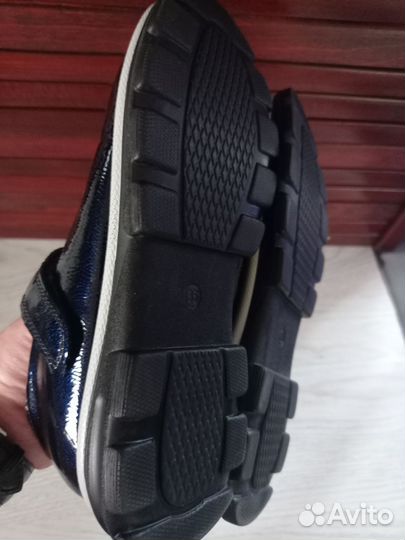 Туфли для девочки 35 р