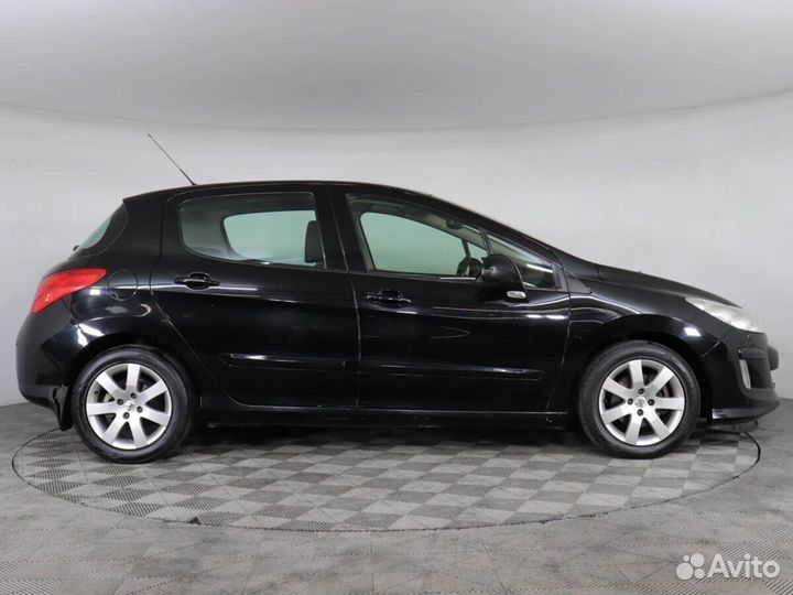 Peugeot 308, 2010