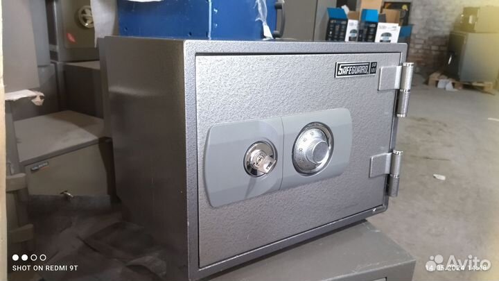 Сейф отличный - Бесплатная Доставка