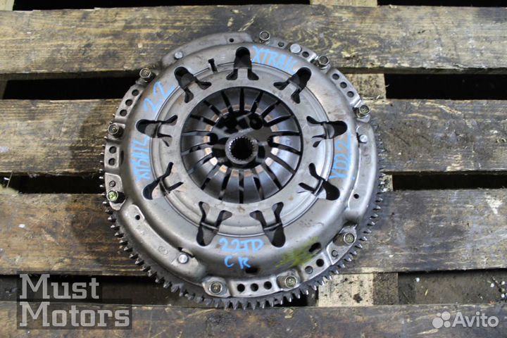 Маховик дефект xtrail 2.2 комплект сцепления yd22