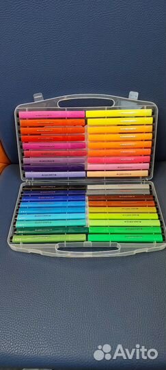 Набор фломастеров