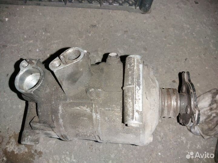 Компрессор кондиционера Volkswagen Passat B6 BKC