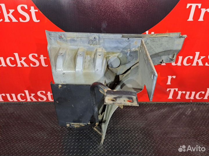 Корпус подножек правый Daf XF105, Daf XF95