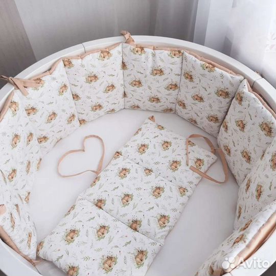 Бортики в кроватку новые