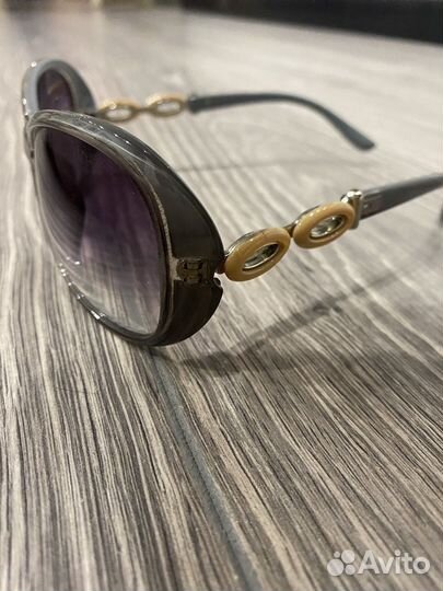 Солнцезащитные очки