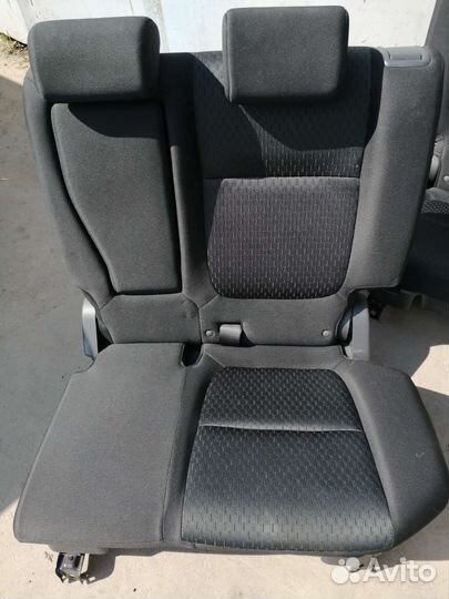 Комплект сидений на mitsubishi outlander 3