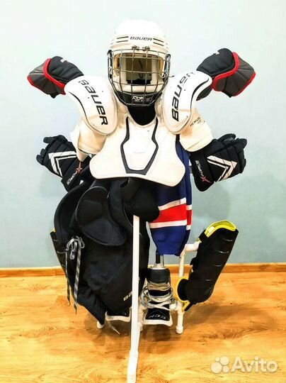 Вешалка напольная для хоккейной формы