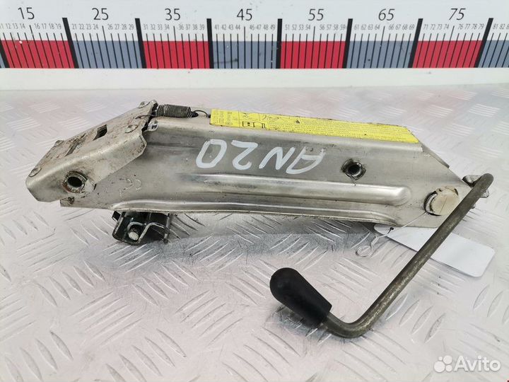 Домкрат Volkswagen Bora 1999 4B0941700C