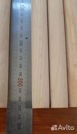 Круглая деревянная палочка