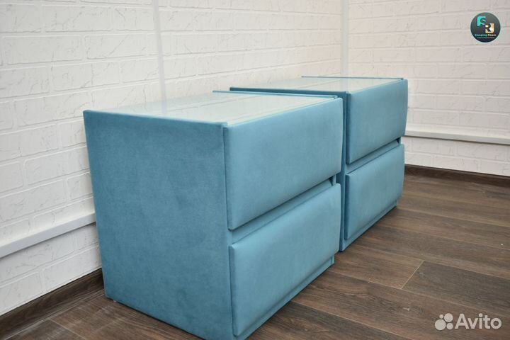 Прикроватные тумбы