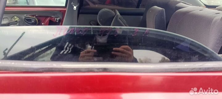 Стекло Peugeot 406