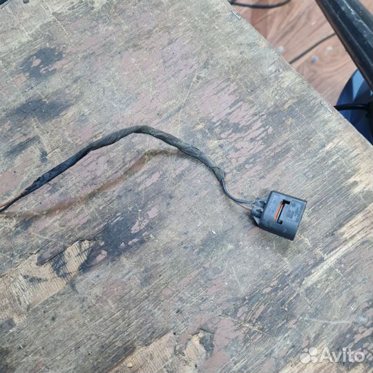 Разъём, фишка, штекер Bmw 5 E60 8364516