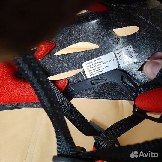 Велошлем и комплект защиты детский