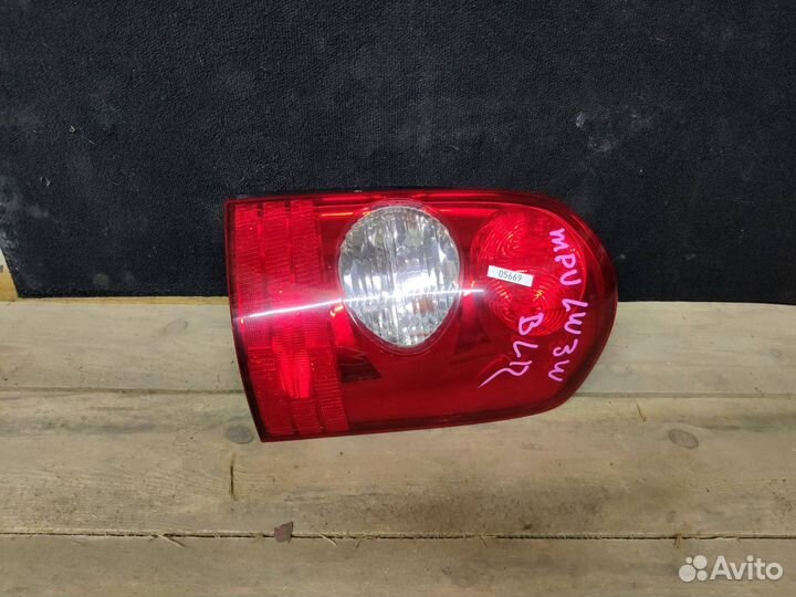 Фонарь задний правый Mazda MPV 2