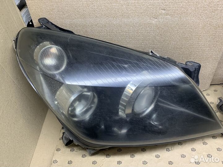 Фара LH+RH адаптивный ксенон в сборе Opel Astra H