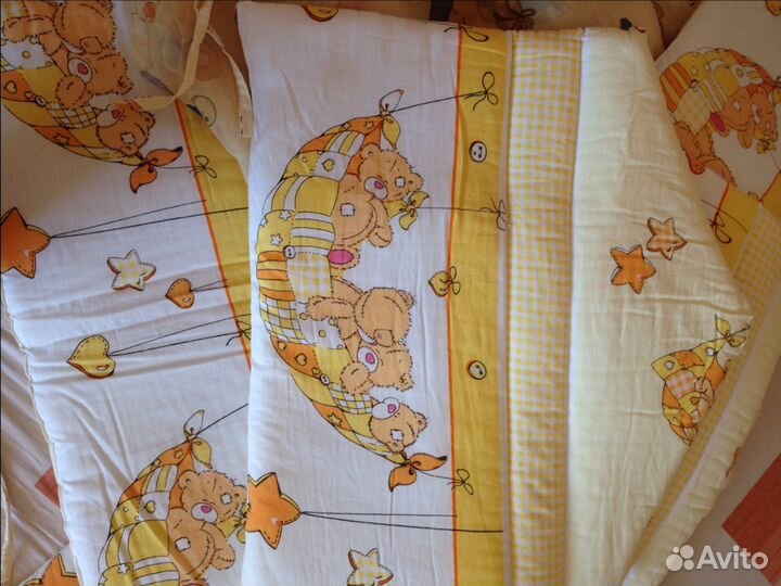 Комплект в кроватку