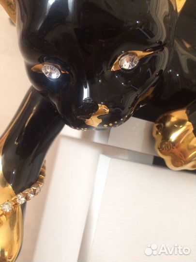 Статуэтка-кошка