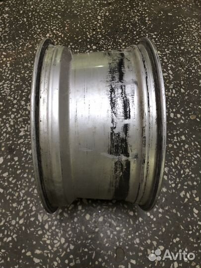 Продам один диск от мерса