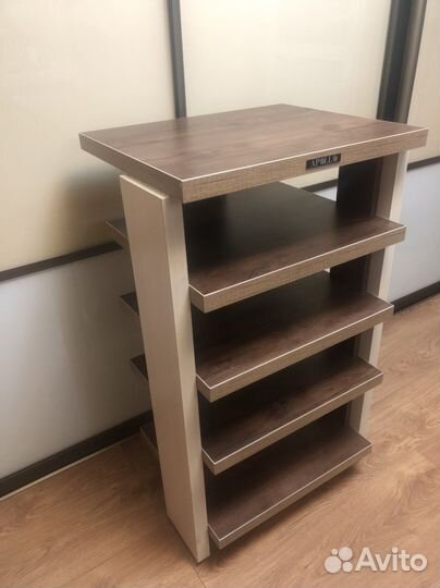 Стойка под аудио аппаратуру