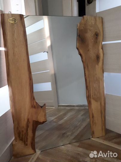 Дизайнерское зеркало в ванную