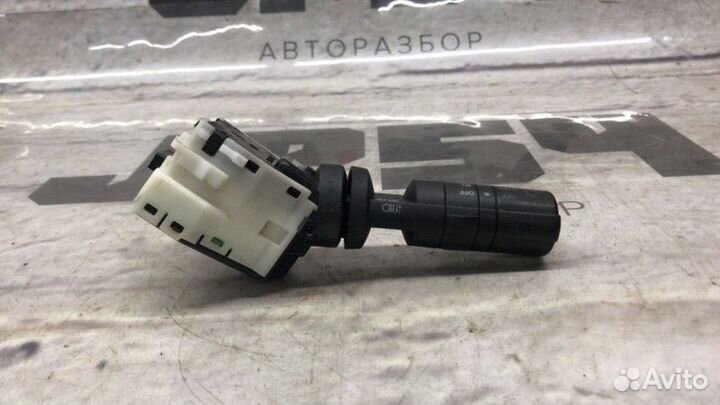 Блок подрулевых переключателей передний левый