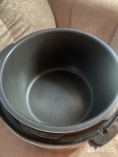 Мультиварка - скороварка redmond