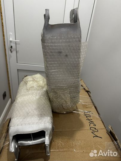 Кронштейн уселителя бампера переднего BMW F01/02