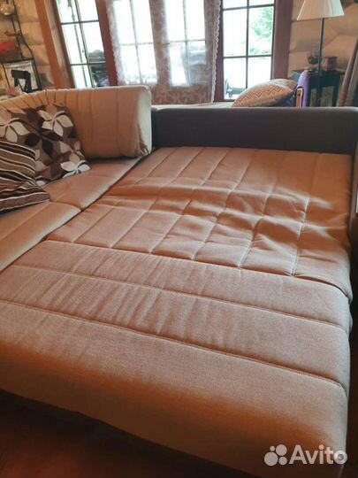 Угловой диван 280-245