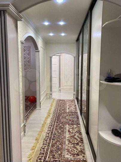 3-к. квартира, 70,9 м², 4/10 эт.