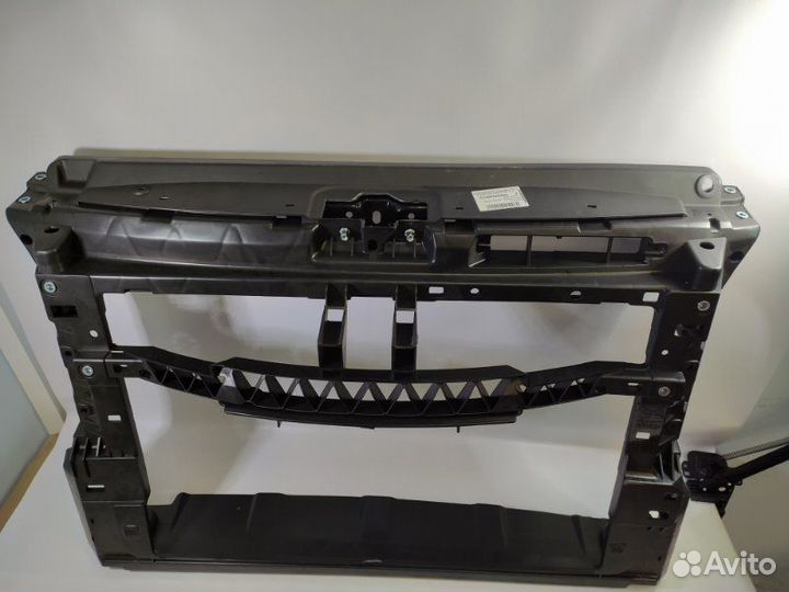 Передняя панель телевизор Volkswagen Polo