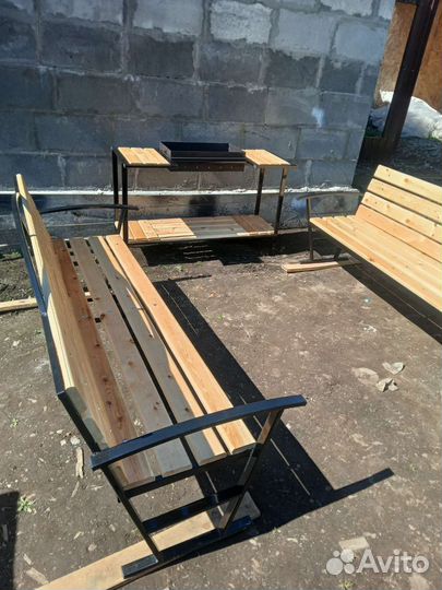 Лавочка садовая