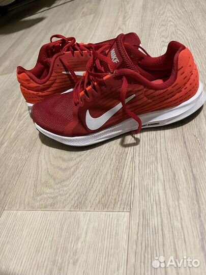 Кроссовки nike