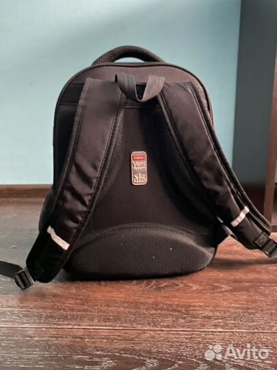 Продам школьный рюкзак