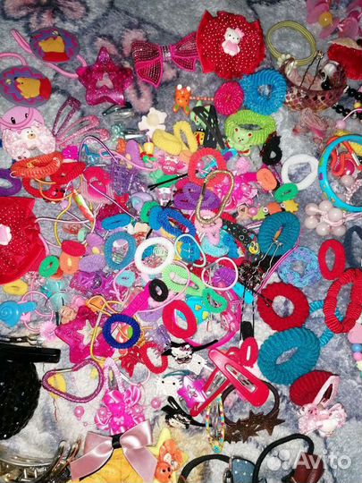 Резинки, бусы, браслеты для девочек