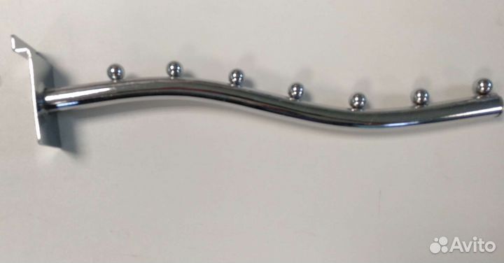 Вешалка для одежды настенная