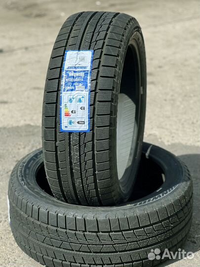Sunwide Snowide 215/55 R17 68H