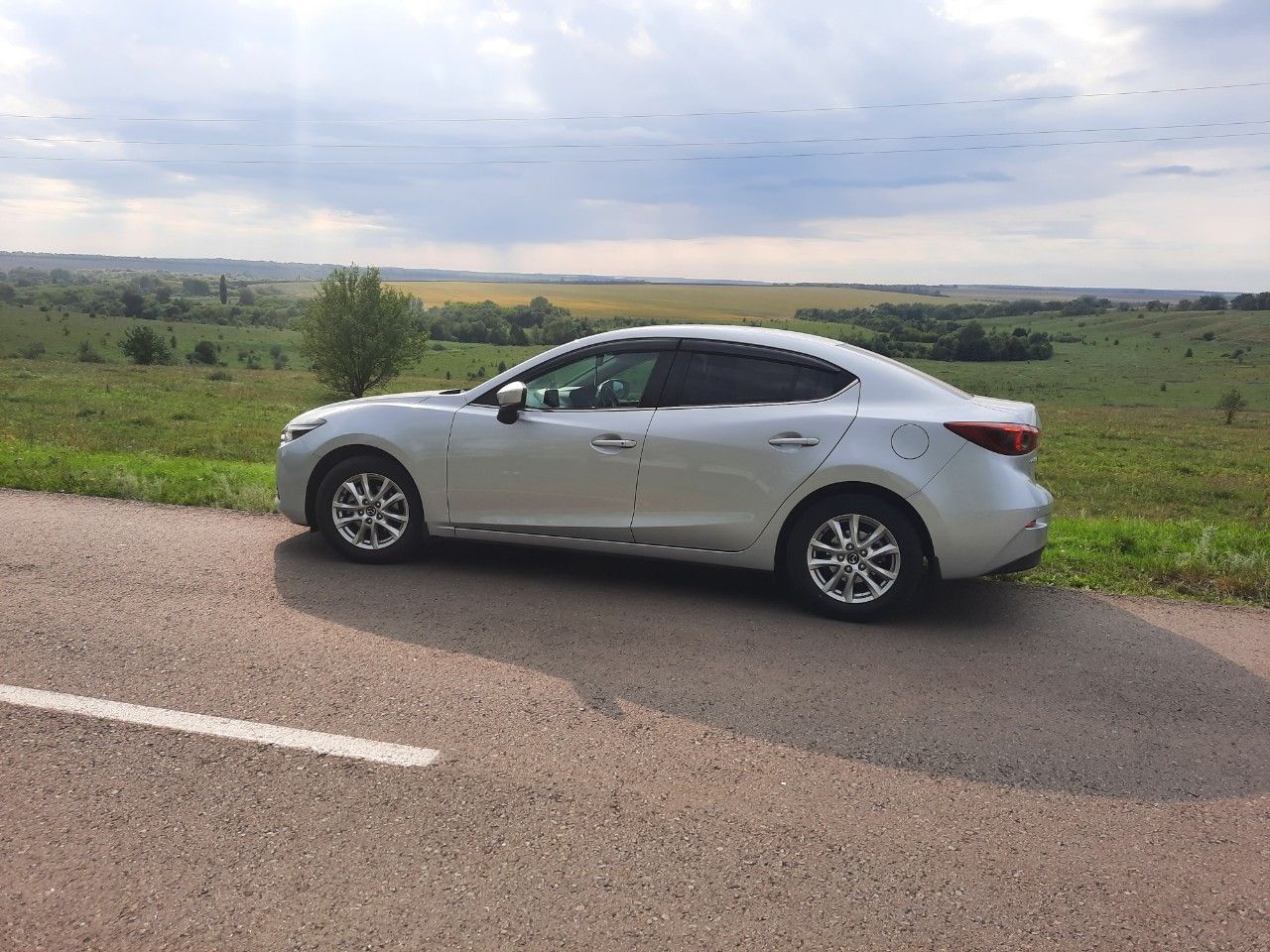 Mazda Axela: фото из отзыва