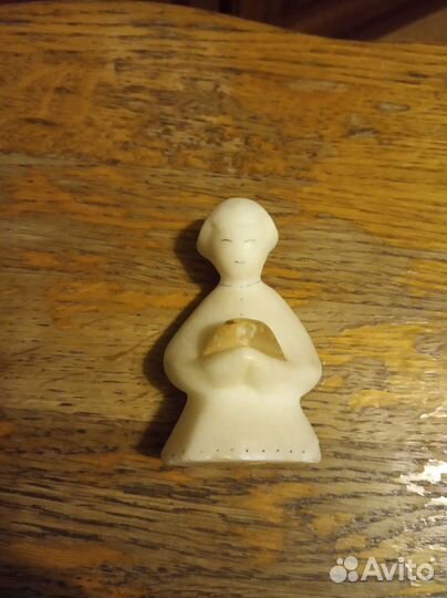 Статуэтки старинные