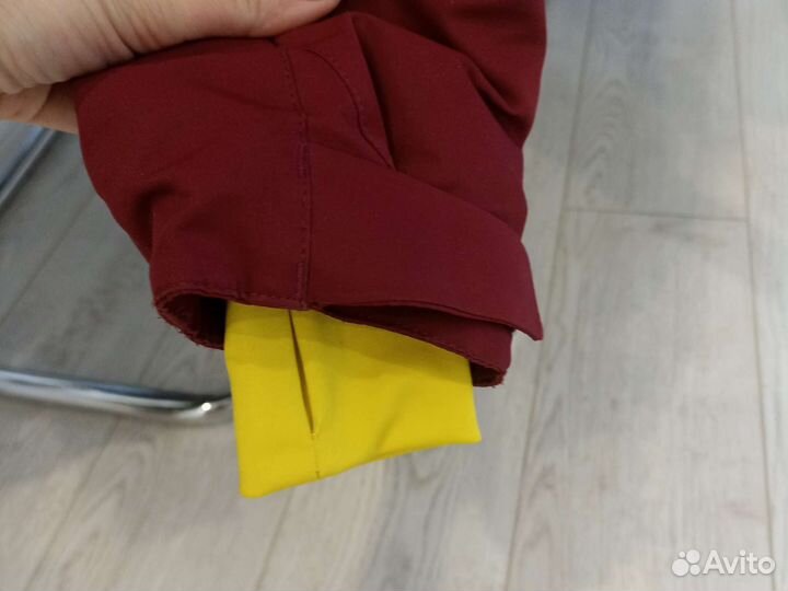 Горнолыжная куртка женская 40-42