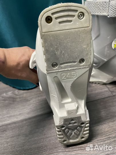 Горнолыжные ботинки fischer 24.5 на 37рр