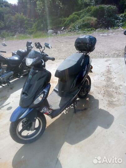 Скутер 100кубов. Обмен на авто, с моей доплатой