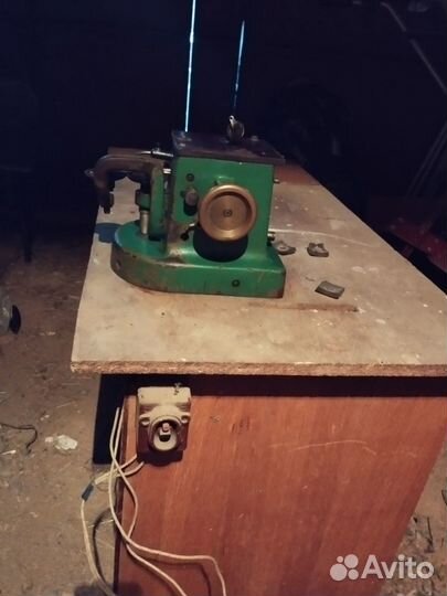 Скорняжная машинка