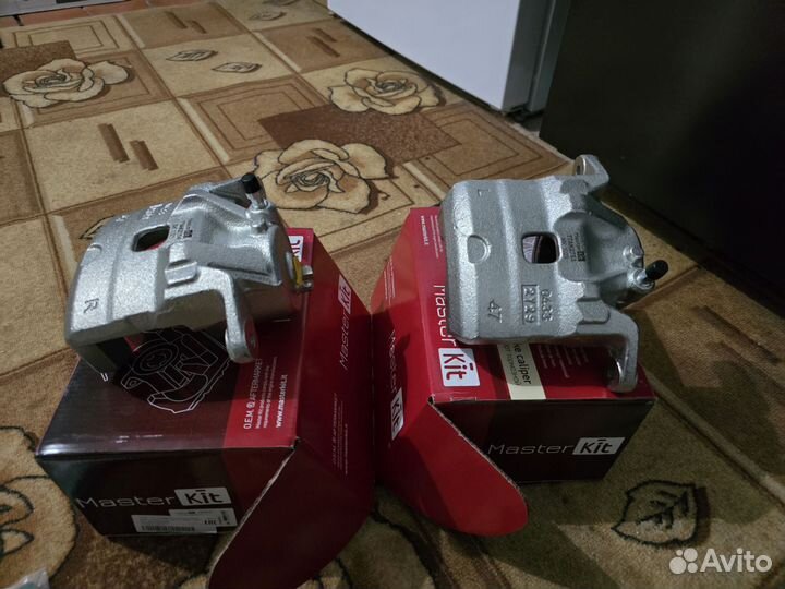 Суппорт передний nissan tiida c11