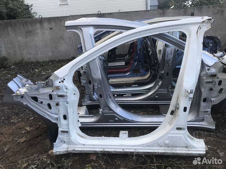 Порог со стойкой левый Mitsubishi Lancer 10 2008–2