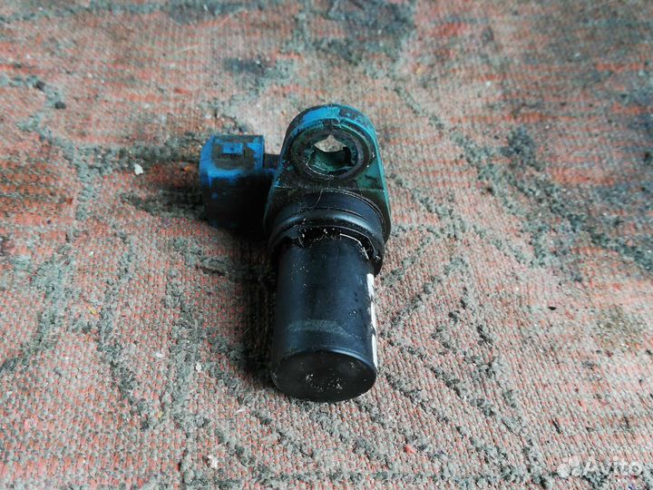 Датчик положения распредвала Форд Фокус 2